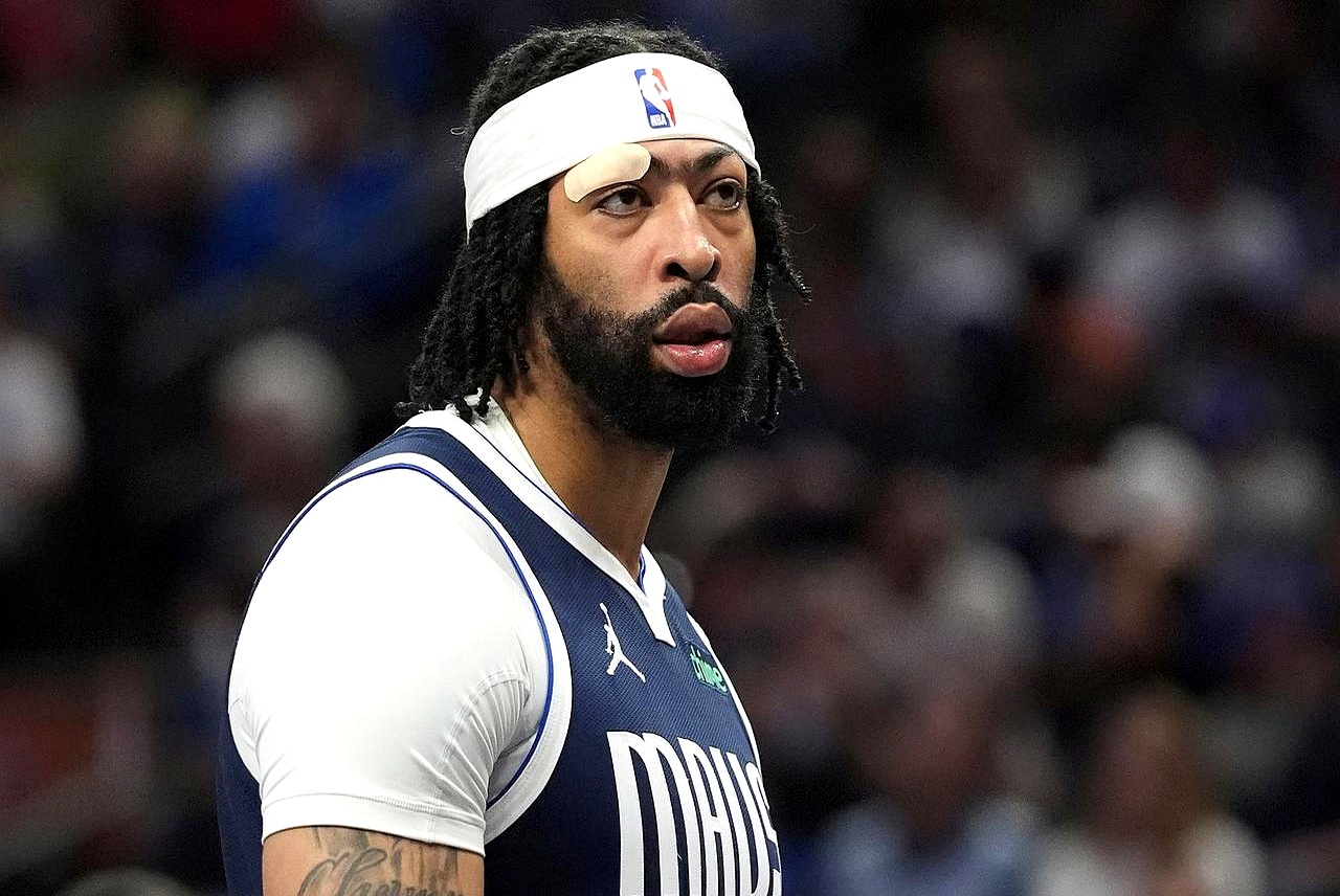 AYX-浓眉哥在巴黎圣日耳曼比赛中爆冷，持续失利引发热议！